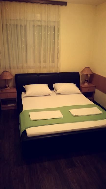 Motel Aura Mostar Room photo